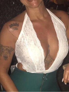 Forever 21 White Lace Halter Plunge Camisole